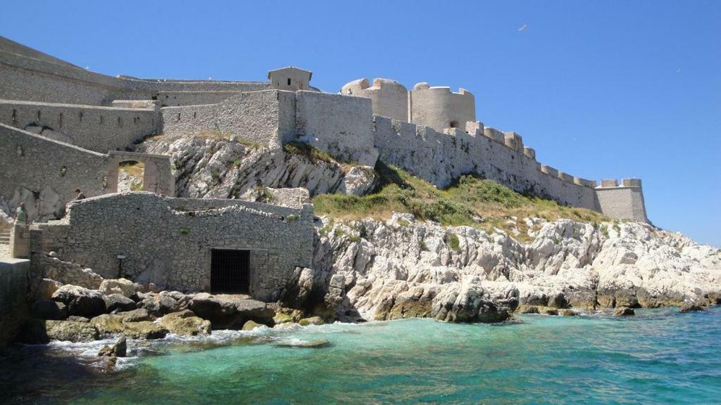 Le Friouli Lägenhet Marseille Exteriör bild